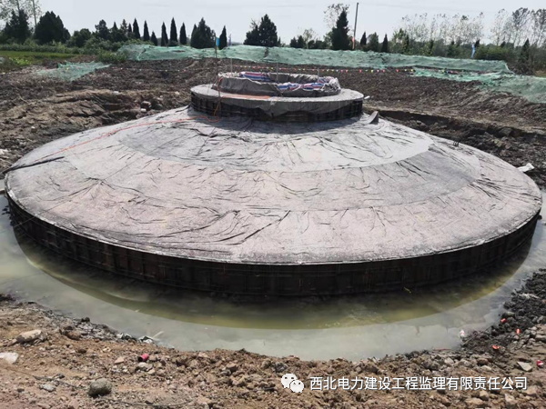 中國能建貴池區烏沙鎮分散式風電項目首臺風機基礎混凝土澆筑完成