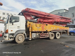 深圳2014年5月国三5节臂49米三一重工混凝土泵车，日野700底盘