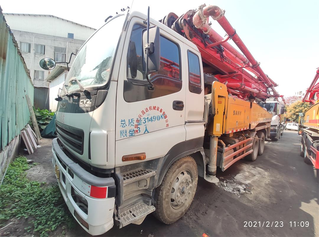 深圳2011年底46米三一重工混凝土泵車，五十鈴底盤