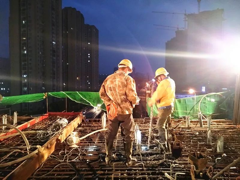 重庆轨道交通5号线跳蹬至江津段双福东站站厅层1-4/A-C轴砼浇筑完成 重庆轨道交通5号线跳蹬至江津段双福东站站厅层1-4/A-C轴砼浇筑完成