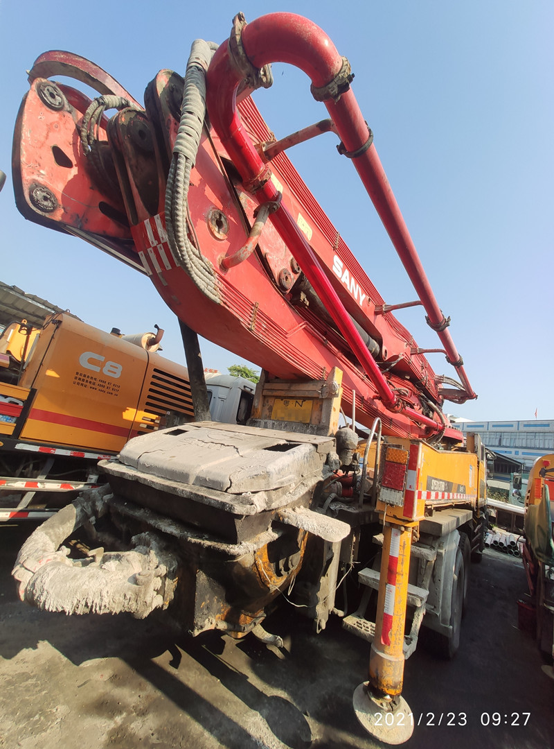 深圳2009年底43米三一重工混凝土泵車，五十鈴底盤