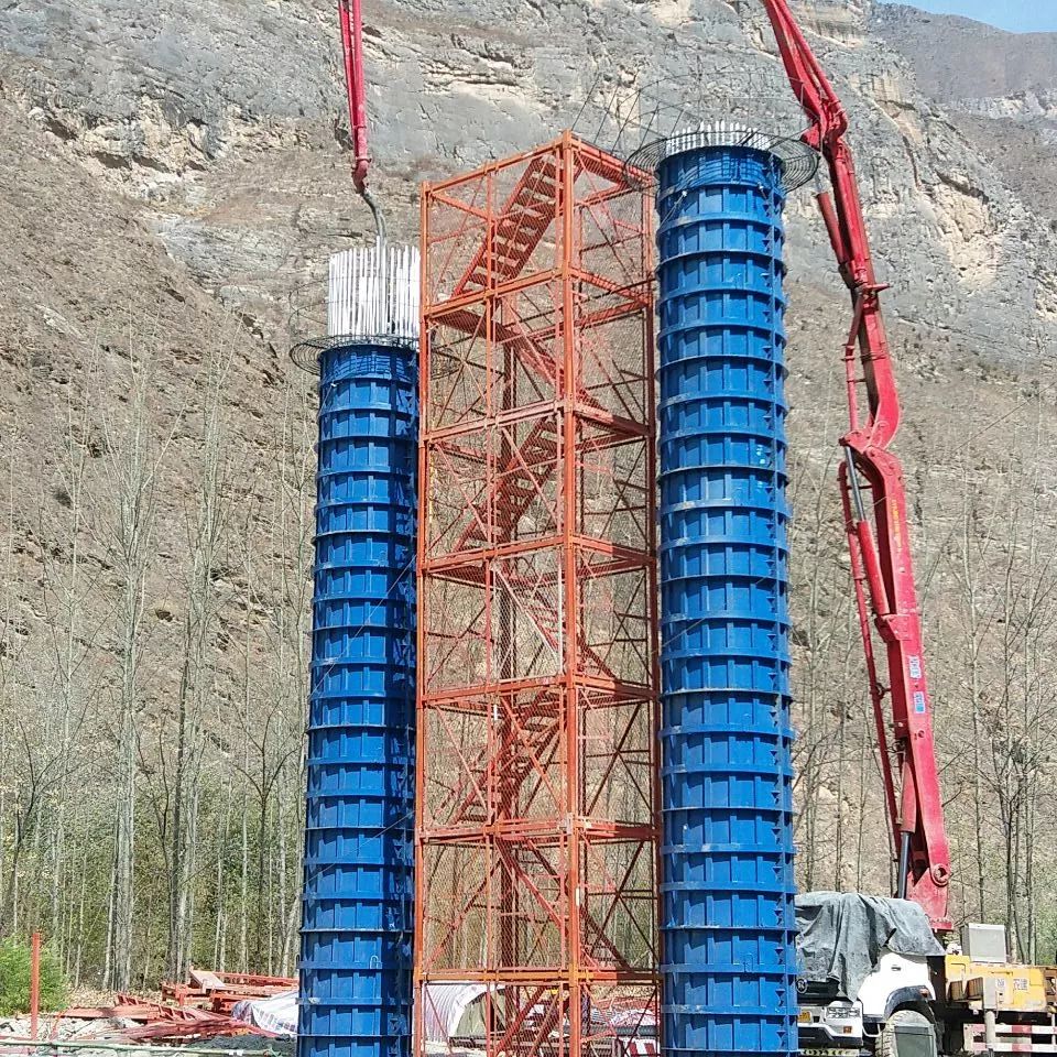 特大桥首根桥梁墩柱成功浇筑 混凝土,正式拉开了桥梁下构施工的序幕